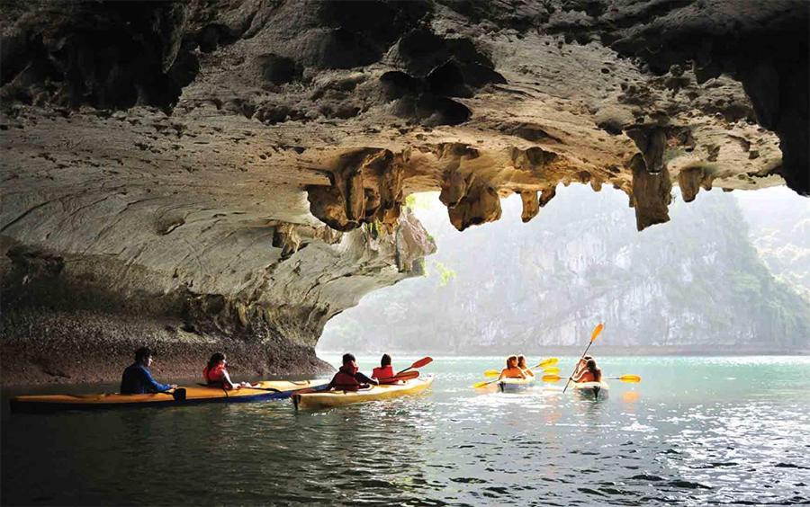 Era Premium Cruises Halong 호텔 하롱 외부 사진