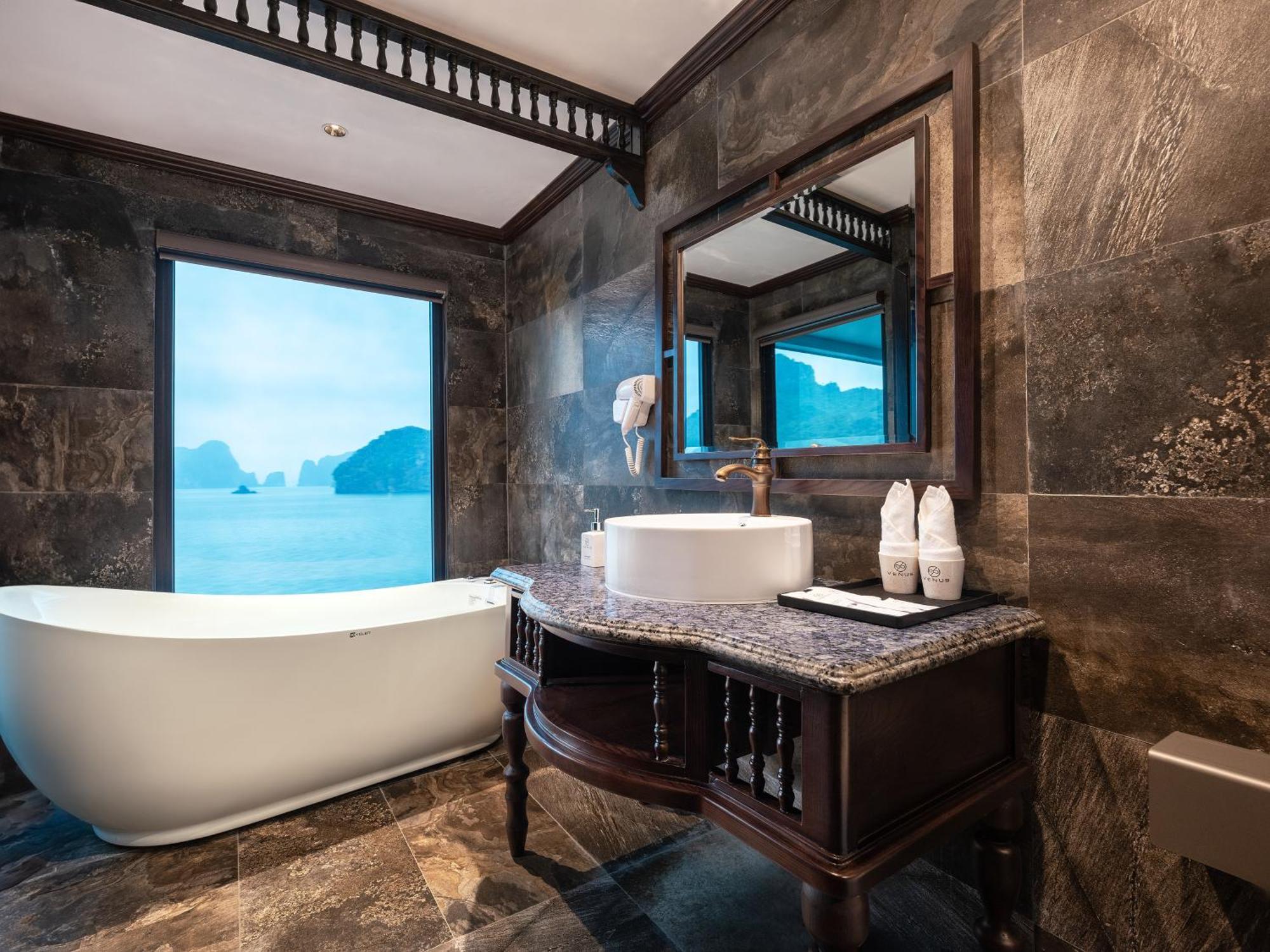 Era Premium Cruises Halong 호텔 하롱 외부 사진